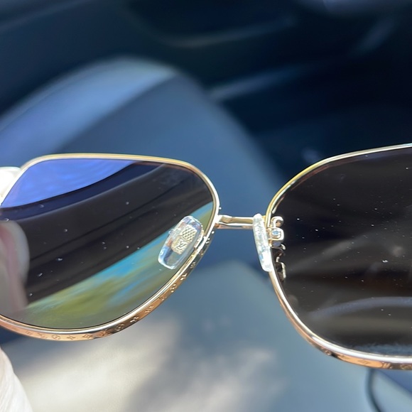 ⚜️ Louis Vuitton sunnies ⚜️ main image 5
